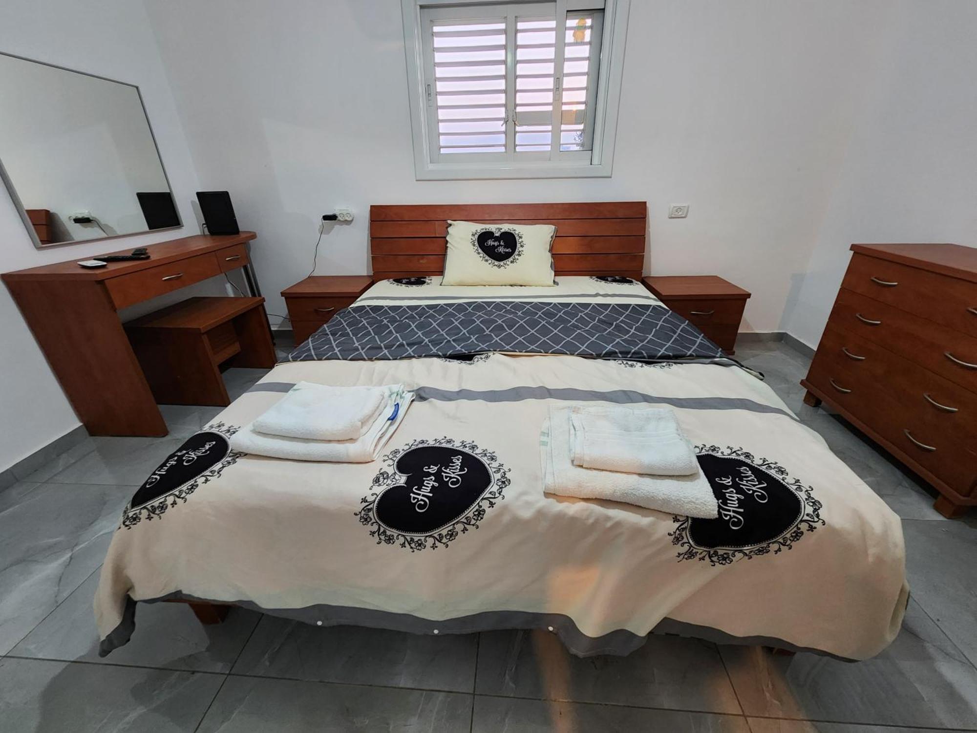 Short Term Stay In Rehovot Central Location Near Nes Ziona Rishon Lezion Jerusalem And Tel Aviv Exterior photo